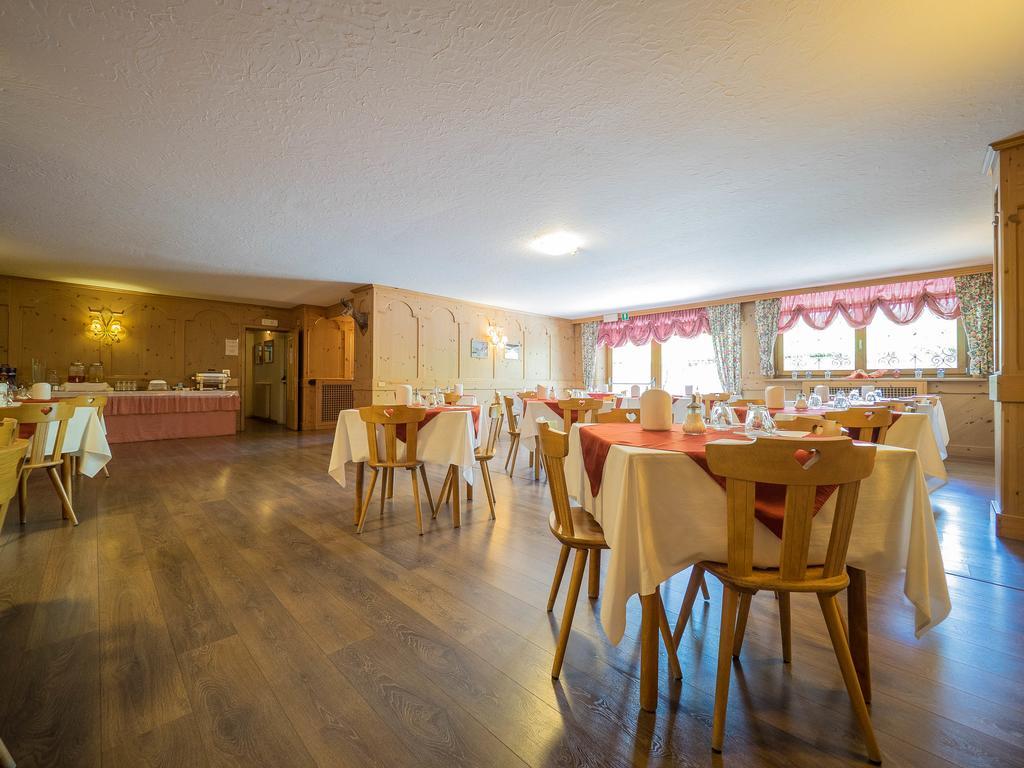 Hotel Baita Della Luna Livigno Exterior foto